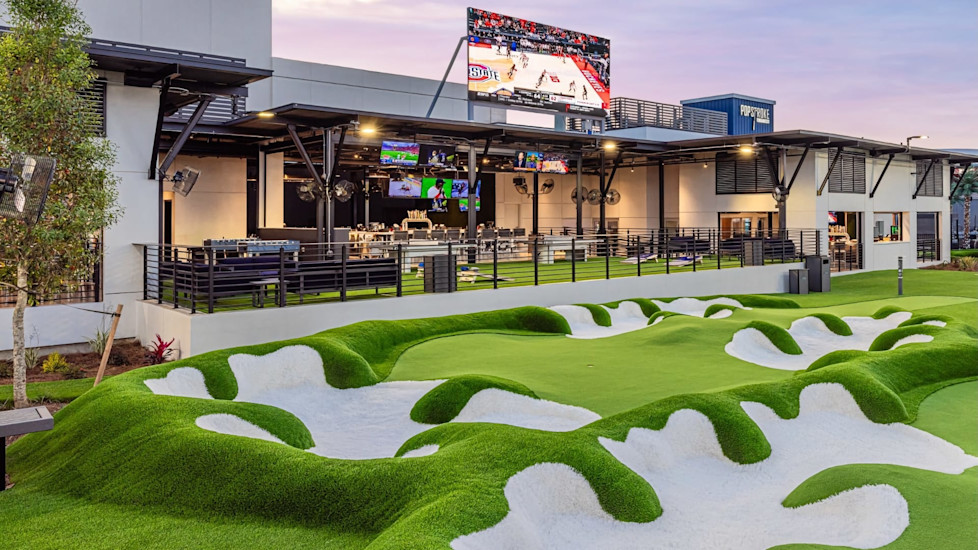 Exterior of San Antonio PopStroke